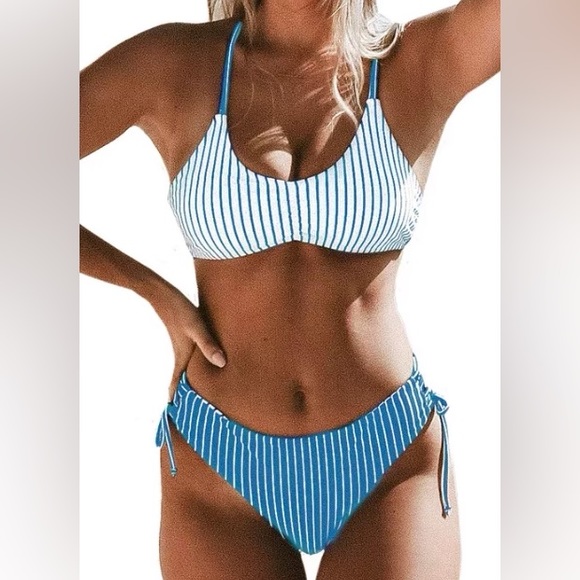 Cupshe Other - Cupshe Women's Back Braided Straps Reversible Bottom Bikini Sets Blue Size S